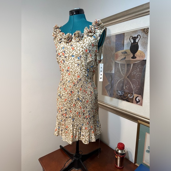 SNAP Women’s Floral Bird Lined Sleeveless Ruffle-Neckline Dress Size XL - Picture 3 of 11